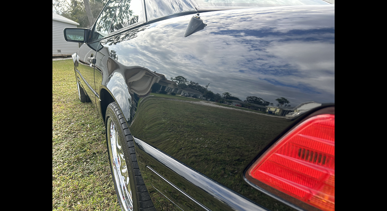 11th Image of a 1998 MERCEDES-BENZ SL-CLASS SL500