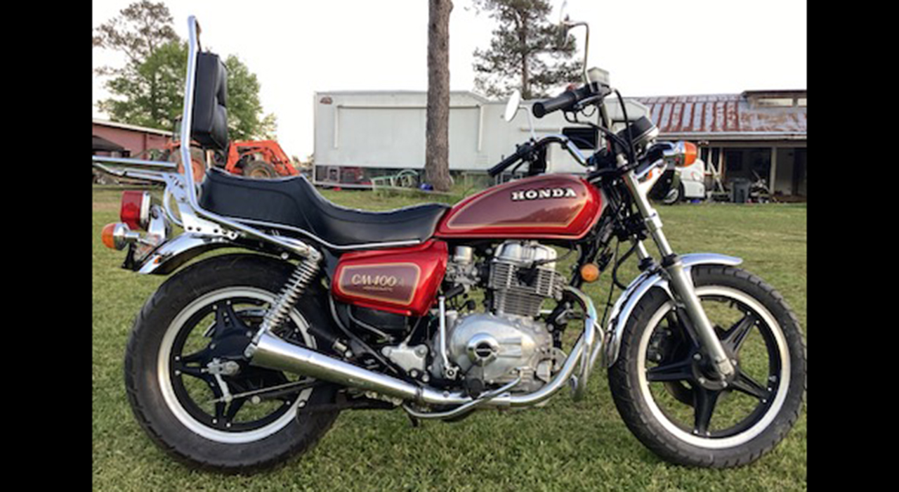 3rd Image of a 1981 HONDA CM400A