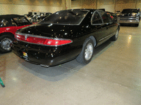 Image 10 of 12 of a 1998 LINCOLN MARK VIII