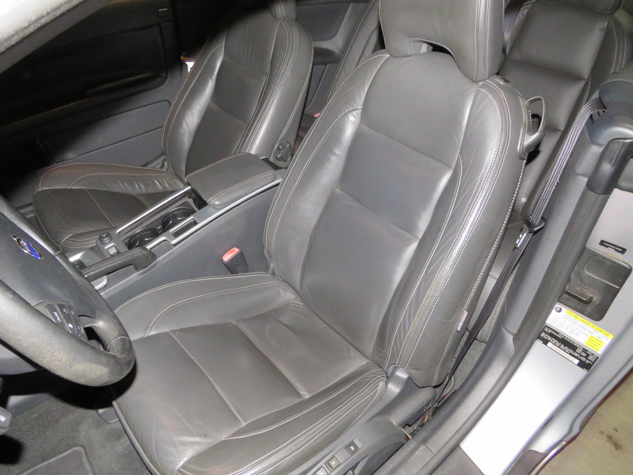 5th Image of a 2011 VOLVO C70 T5