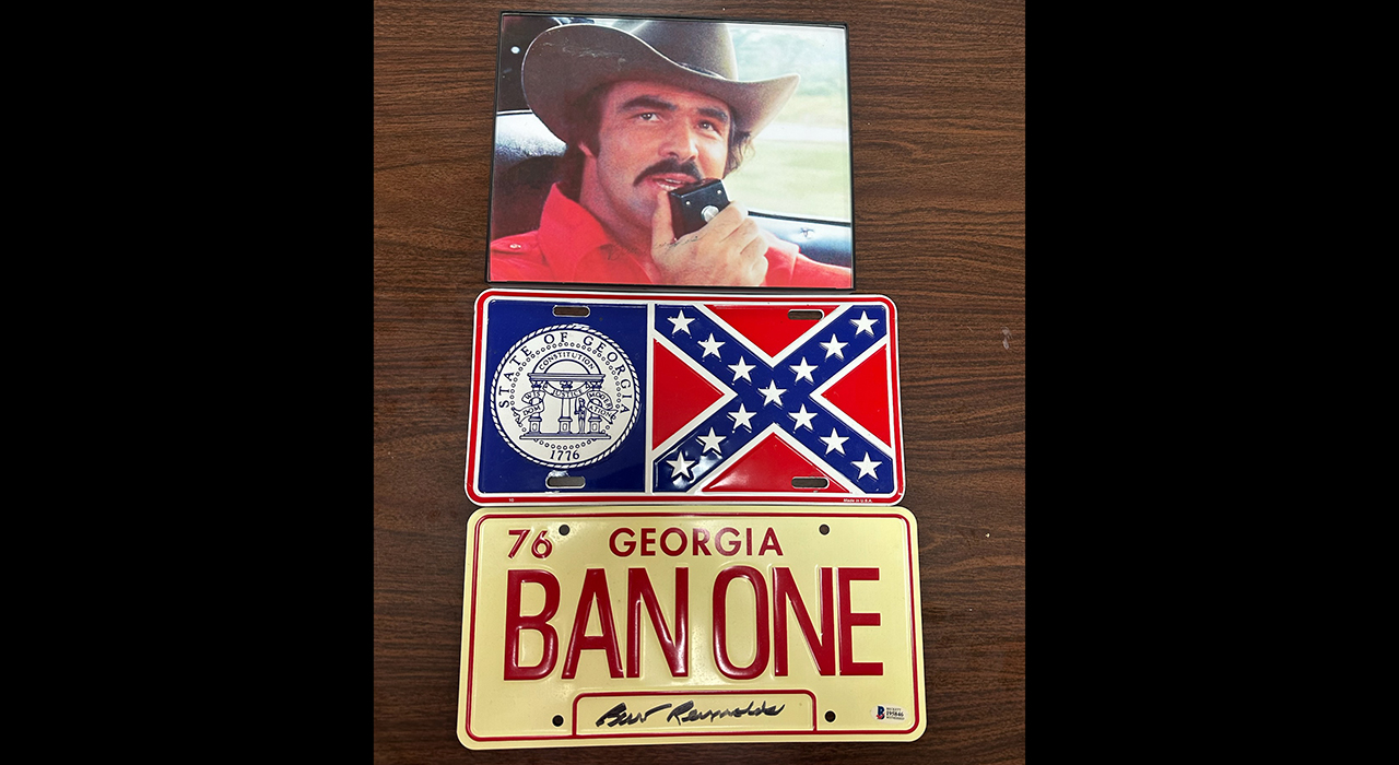 0th Image of a N/A BURT REYNOLDS ITEMS