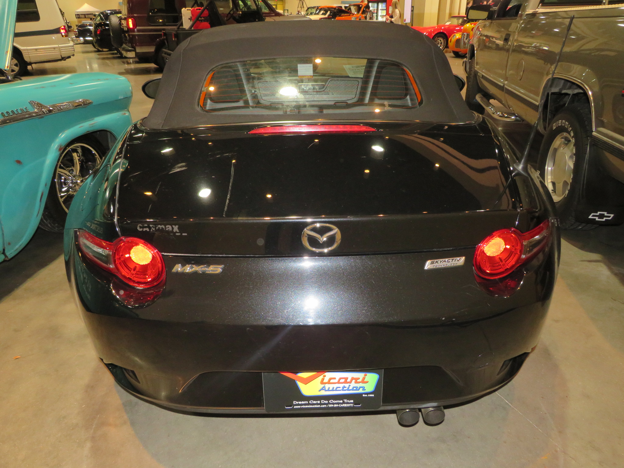 3rd Image of a 2016 MAZDA MX-5 MIATA SPORT