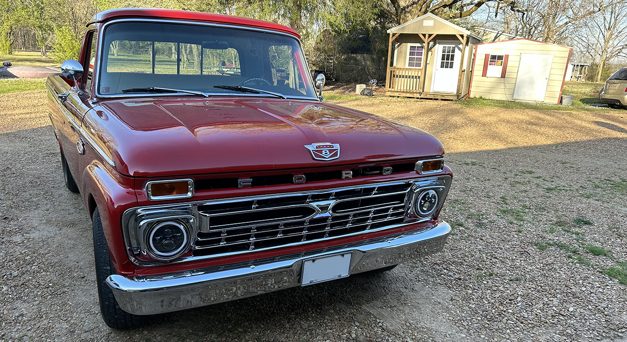 3rd Image of a 1966 FORD F100