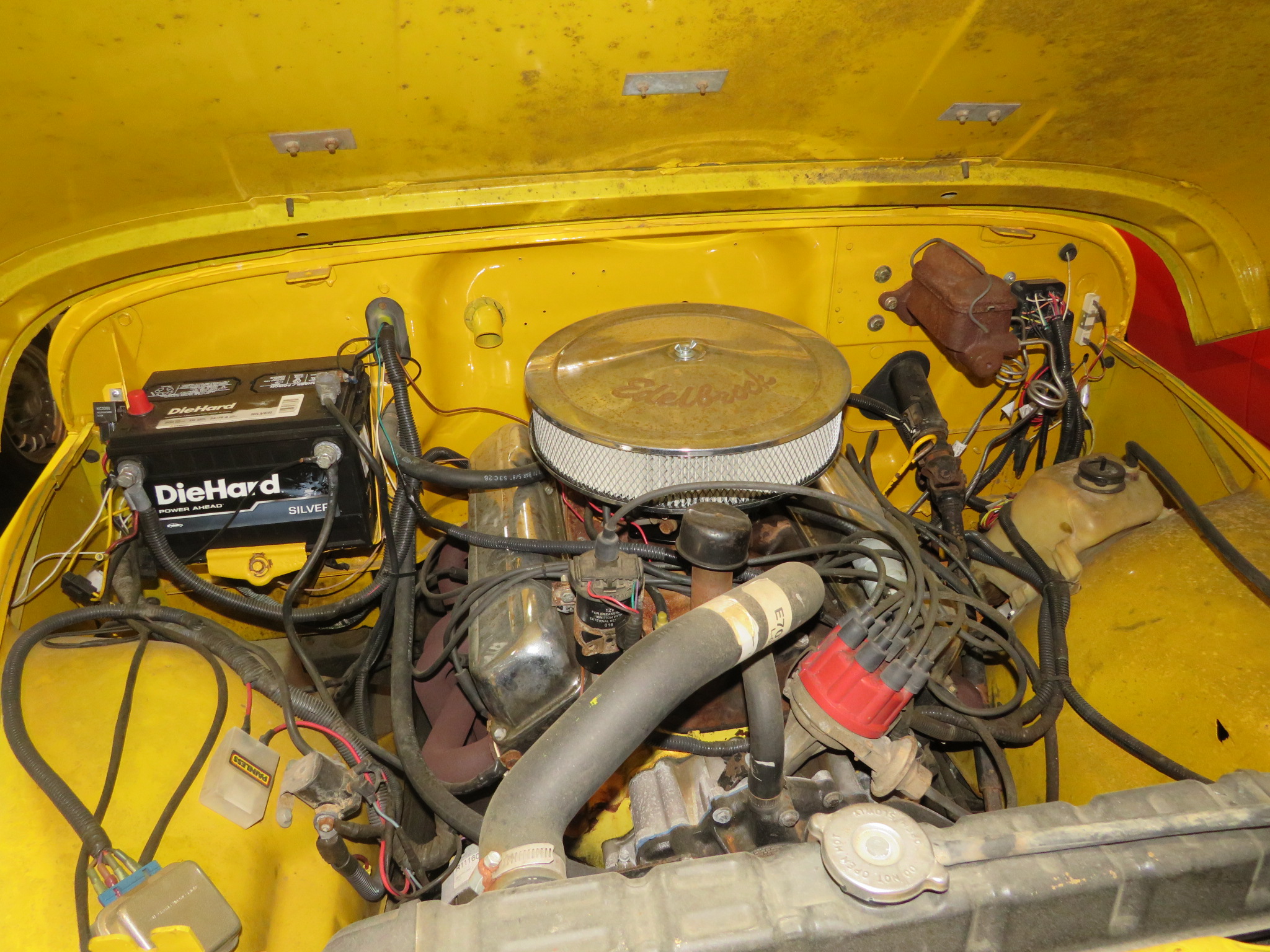 2nd Image of a 1976 JEEP CJ7