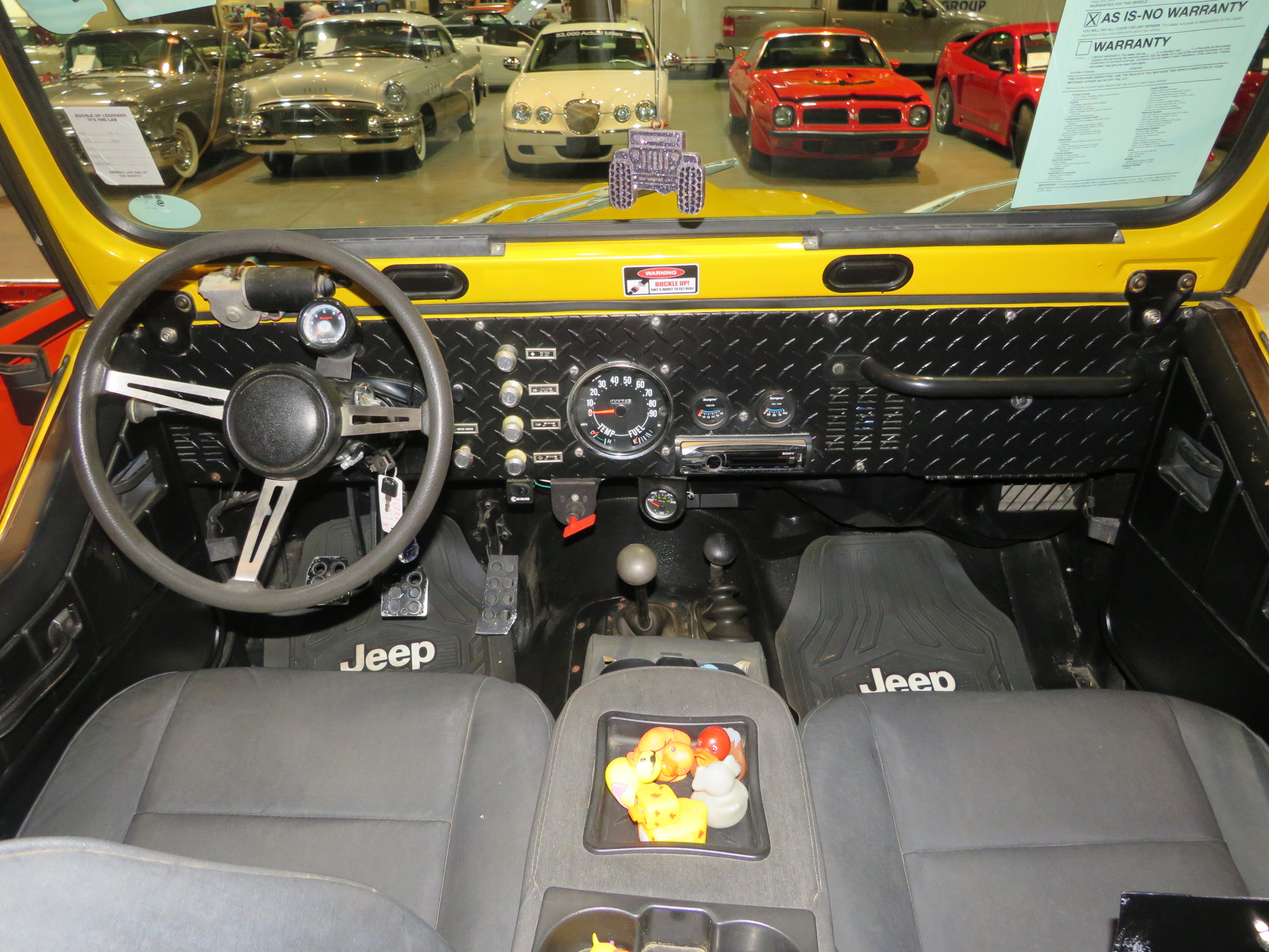 3rd Image of a 1976 JEEP CJ7