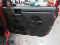 Image 10 of 14 of a 2004 JEEP WRANGLER X