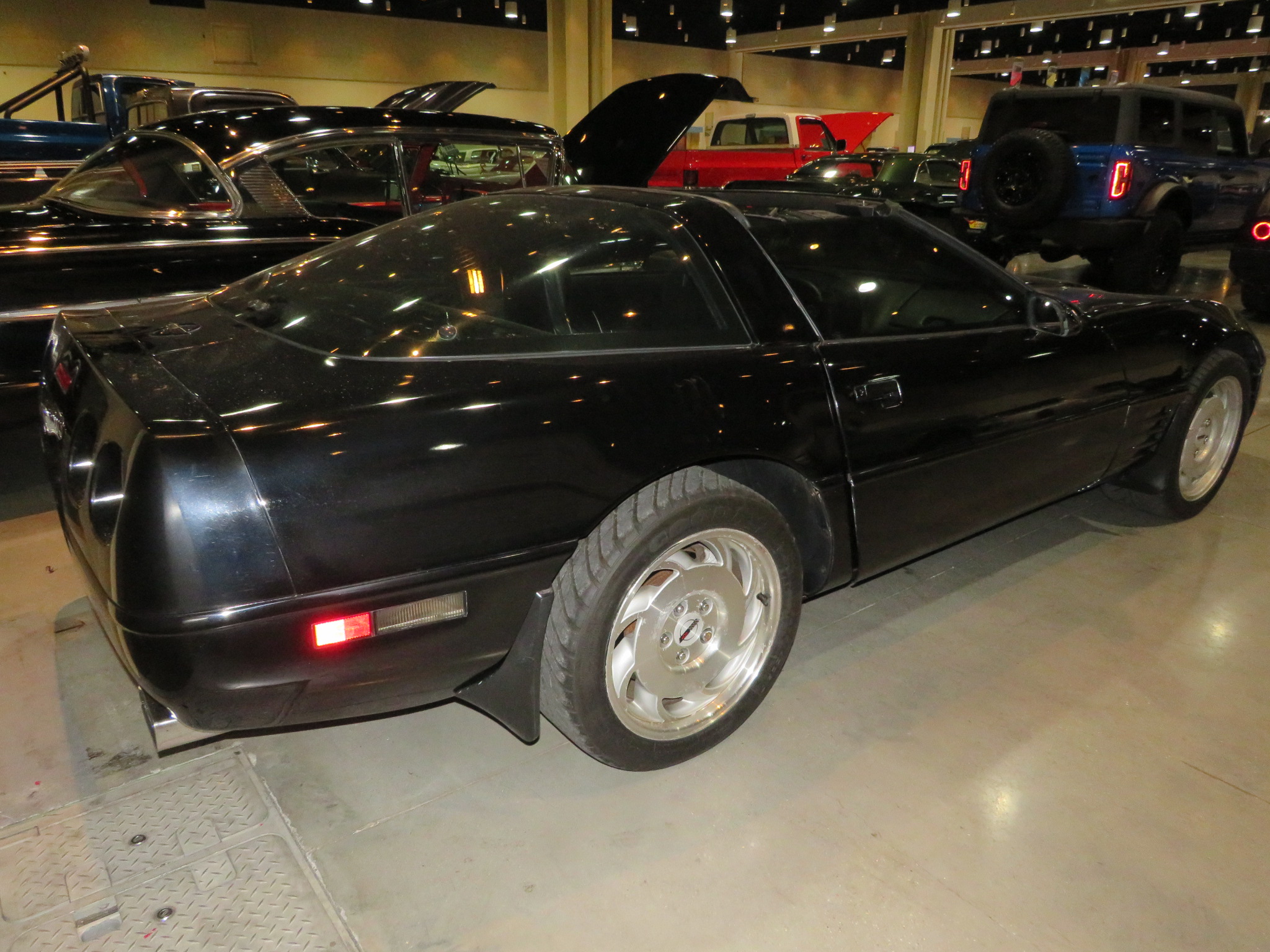 1st Image of a 1993 CHEVROLET CORVETTE