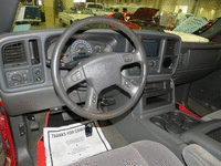 Image 5 of 14 of a 2004 CHEVROLET SILVERADO 1500