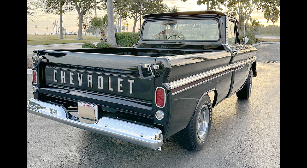 3rd Image of a 1966 CHEVROLET C10