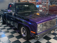 Image 2 of 20 of a 1984 CHEVROLET C10