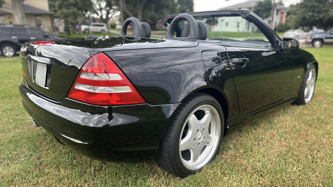 9th Image of a 2001 MERCEDES-BENZ SLK 320