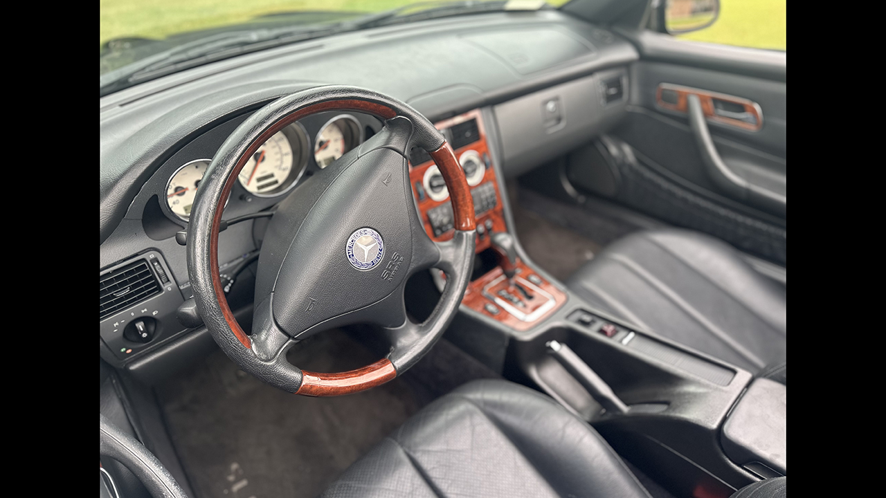 17th Image of a 2001 MERCEDES-BENZ SLK 320