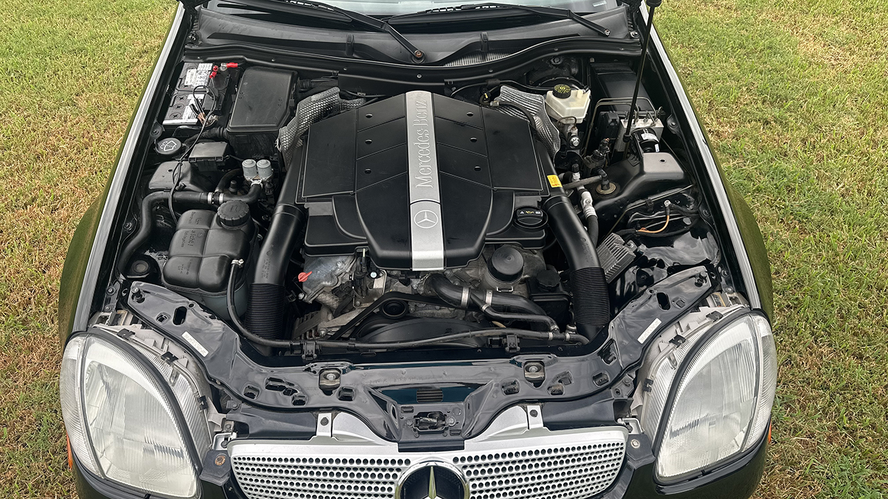 23rd Image of a 2001 MERCEDES-BENZ SLK 320