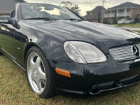 Image 8 of 24 of a 2001 MERCEDES-BENZ SLK 320