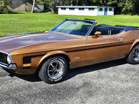 Image 2 of 24 of a 1971 FORD MUSTANG