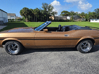 Image 8 of 24 of a 1971 FORD MUSTANG