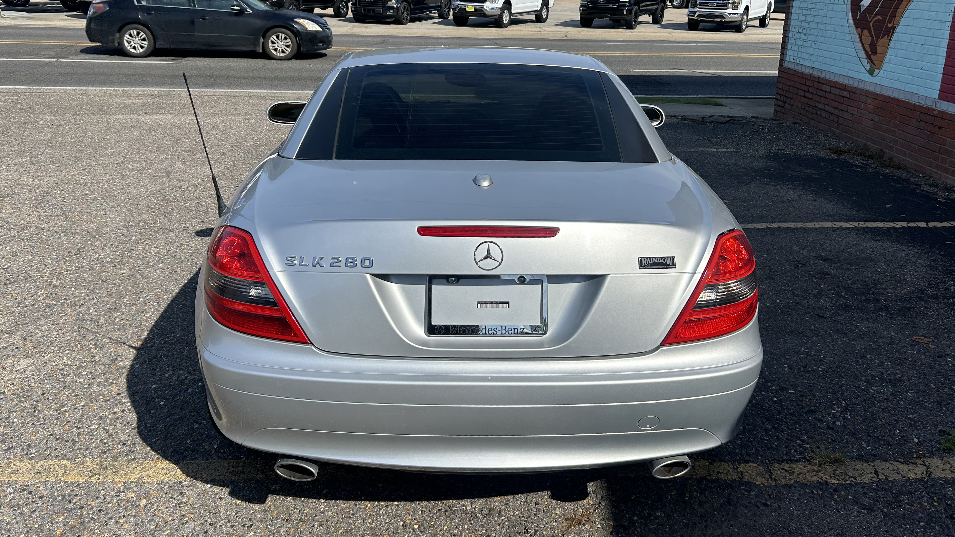 2nd Image of a 2008 MERCEDES-BENZ SLK 280