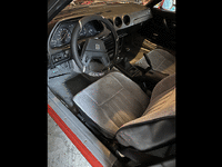 Image 2 of 9 of a 1983 DATSUN 280ZX