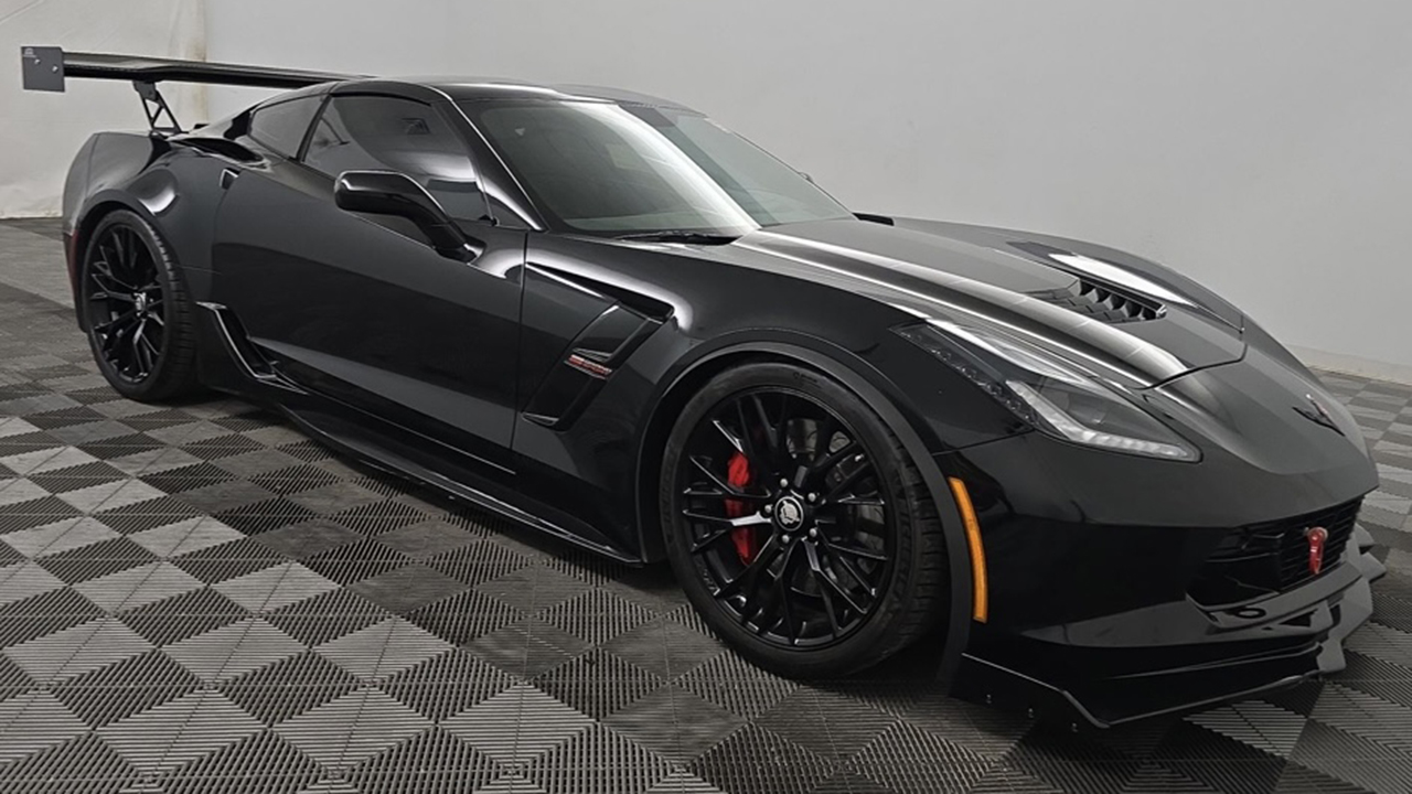 1st Image of a 2019 CHEVROLET CORVETTE GRAND SPORT PREFERRED 2LT