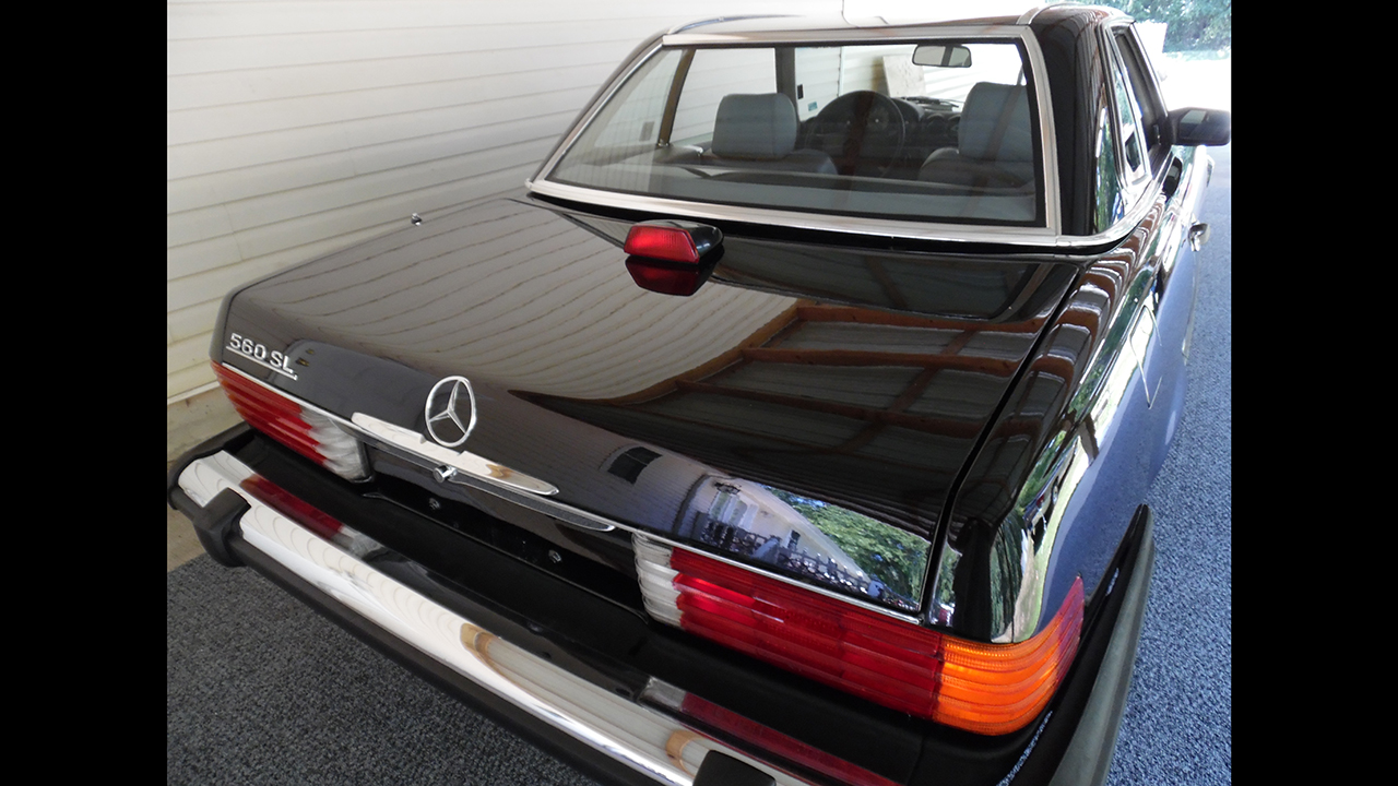 5th Image of a 1987 MERCEDES-BENZ 560 SL