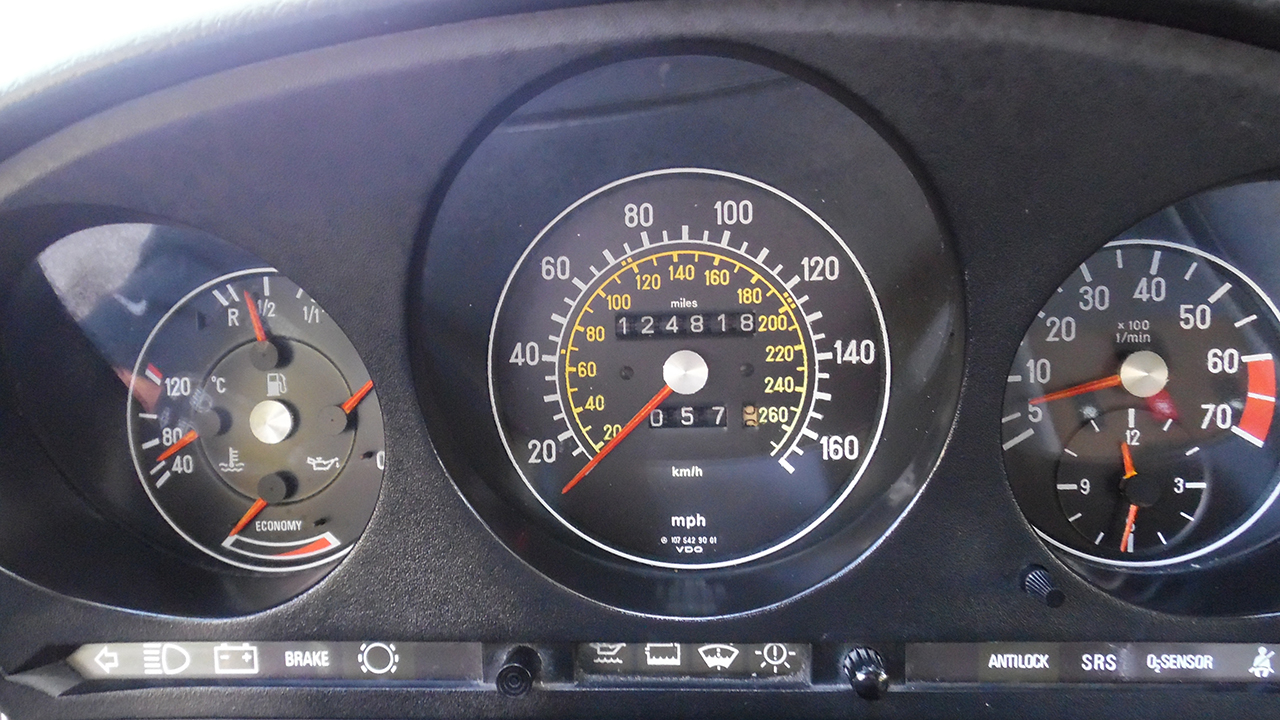 15th Image of a 1987 MERCEDES-BENZ 560 SL