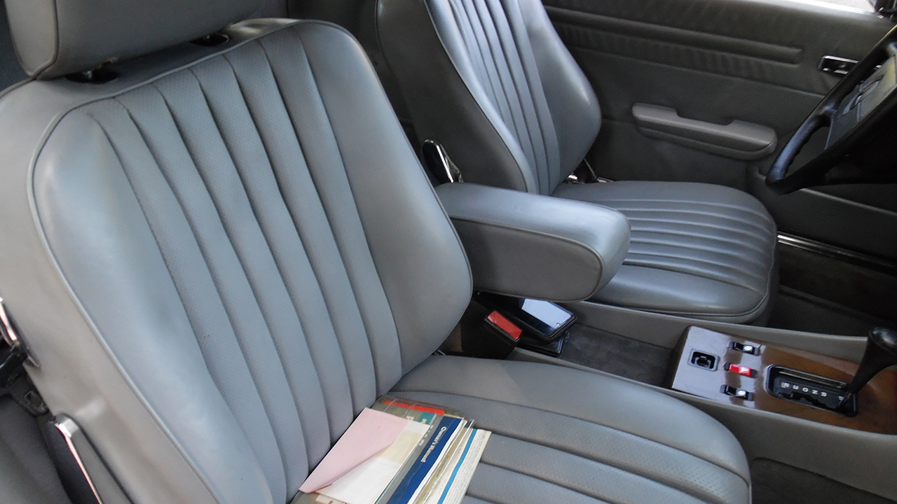 16th Image of a 1987 MERCEDES-BENZ 560 SL