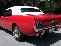 Image 3 of 22 of a 1965 FORD MUSTANG