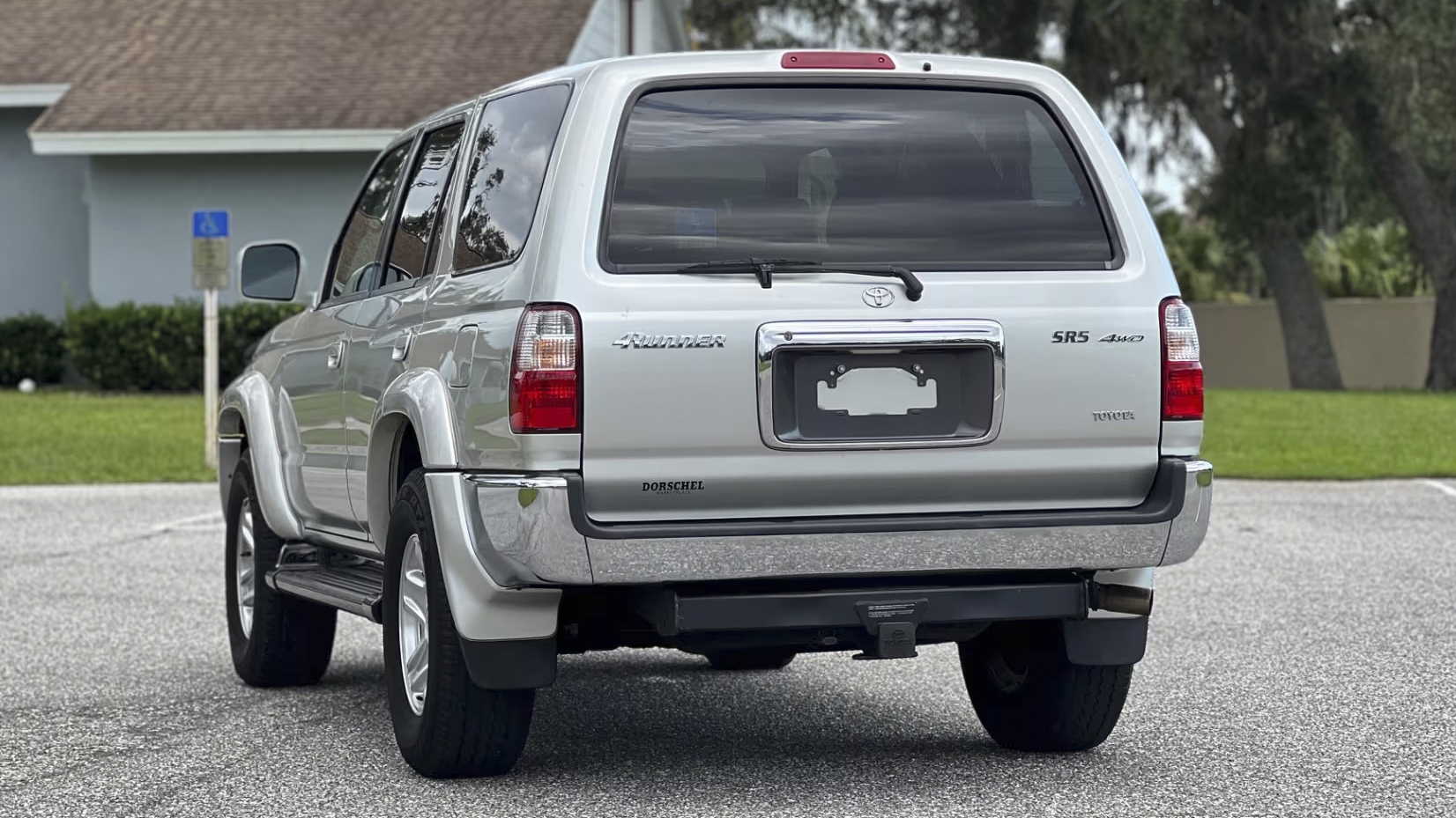 6th Image of a 2002 TOYOTA 4RUNNER