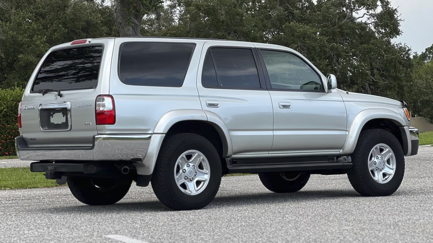 8th Image of a 2002 TOYOTA 4RUNNER