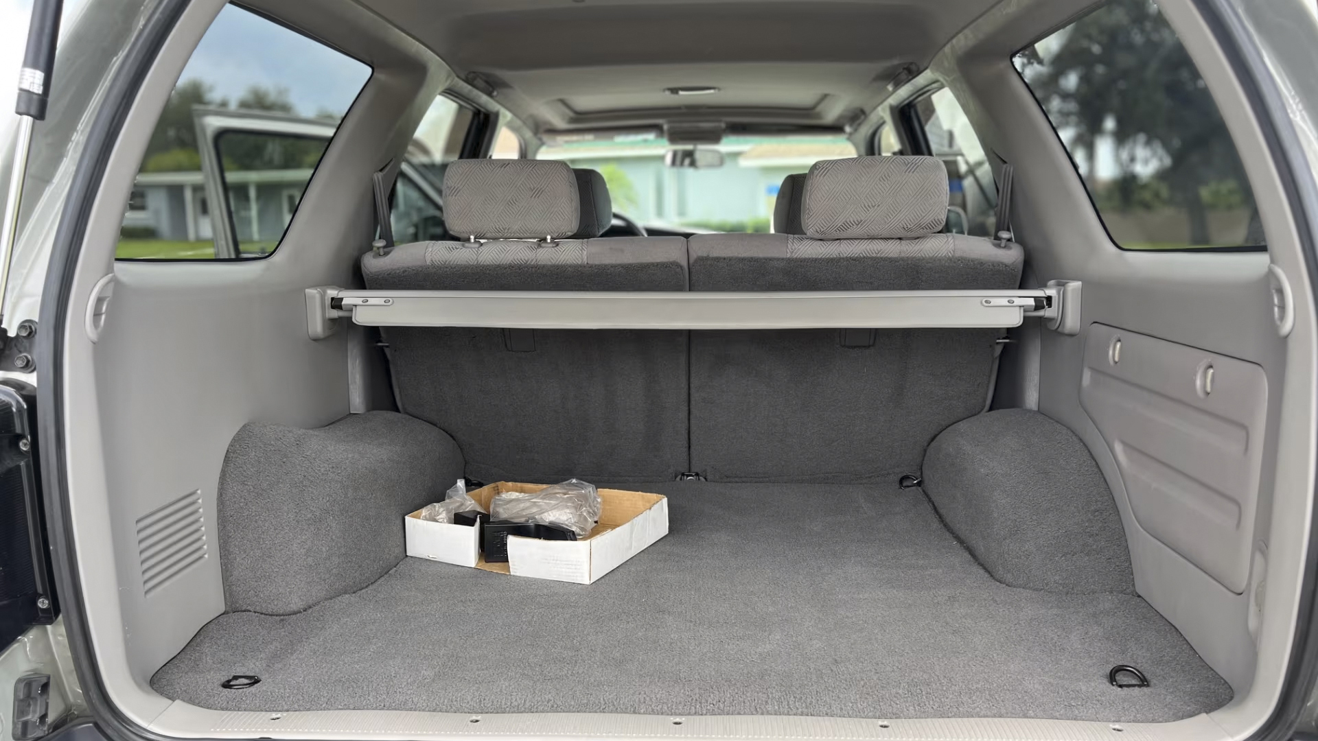 25th Image of a 2002 TOYOTA 4RUNNER