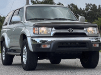 Image 4 of 29 of a 2002 TOYOTA 4RUNNER