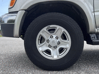 Image 16 of 29 of a 2002 TOYOTA 4RUNNER