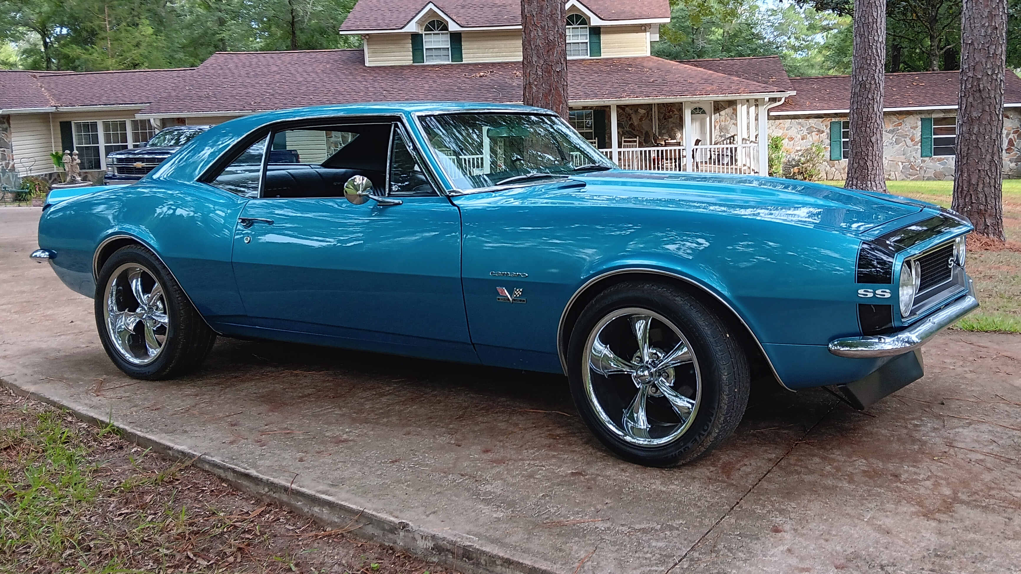 1st Image of a 1967 CHEVROLET CAMARO SS