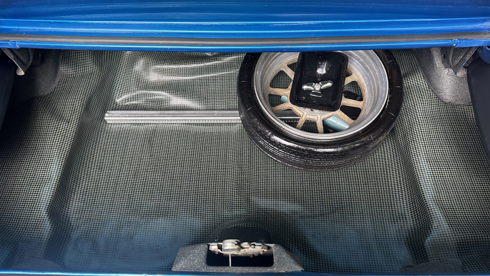 6th Image of a 1968 PONTIAC FIREBIRD