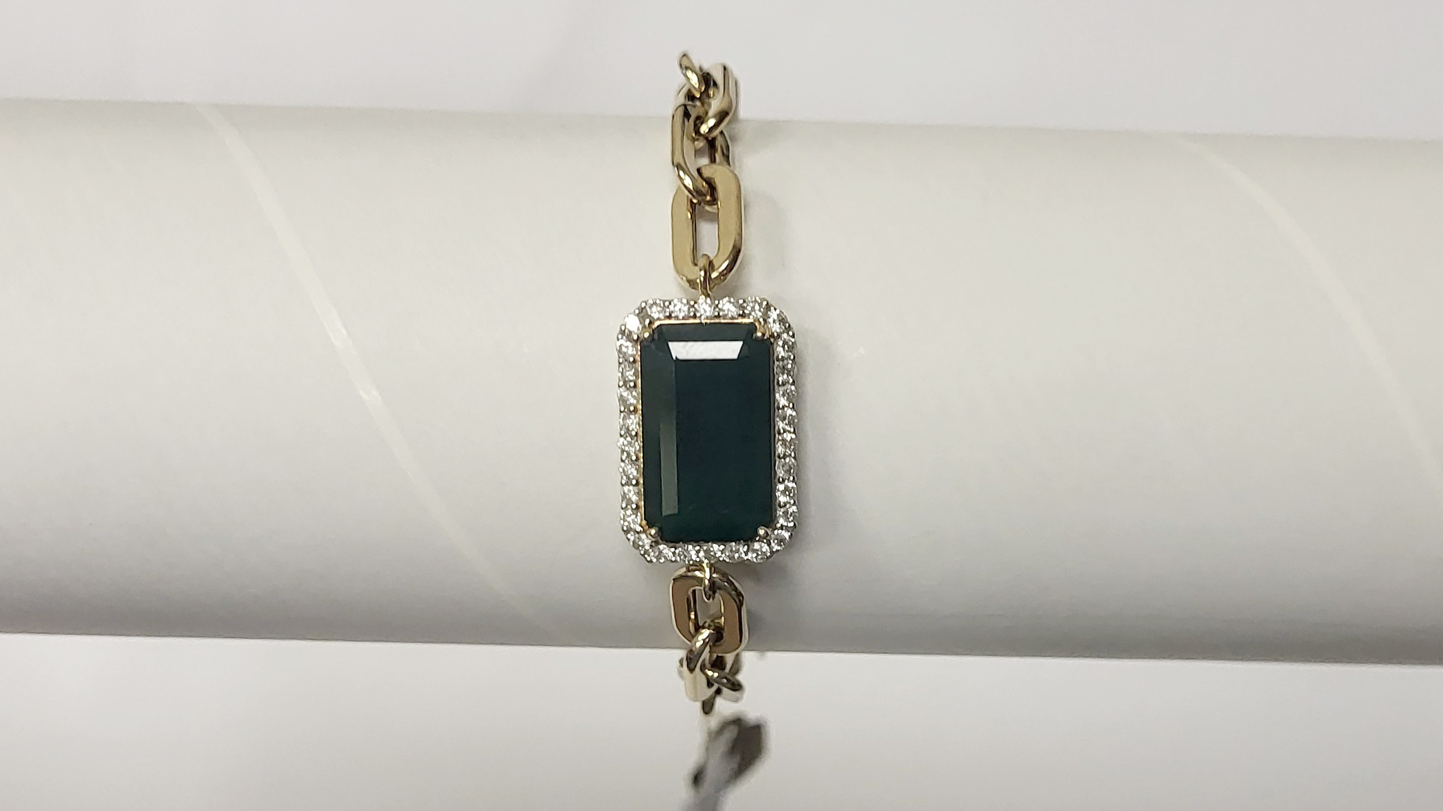 6th Image of a N/A GOLD NATURAL EMRALD BERYL & DIAMOND