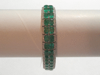 Image 5 of 8 of a N/A PLATINUM EMERALD DIAMOND
