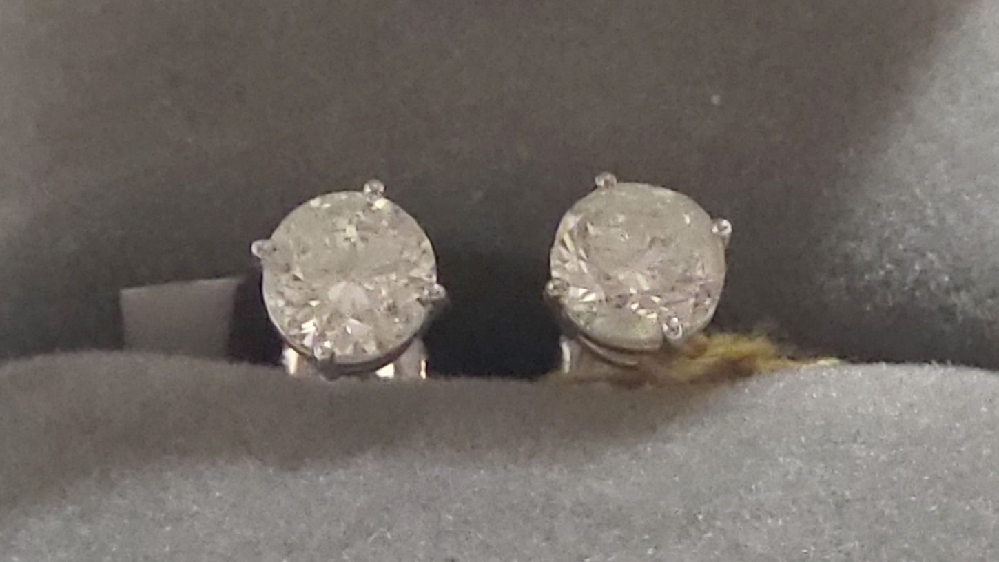 1st Image of a N/A 14K GOLD DIAMOND