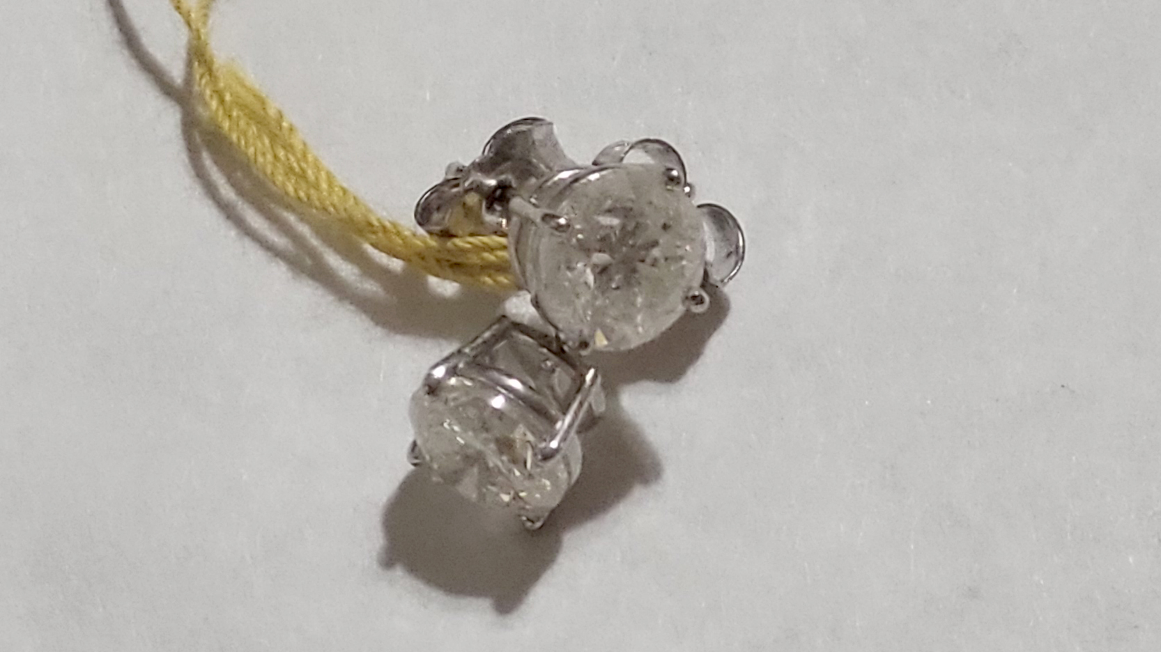2nd Image of a N/A 14K GOLD DIAMOND