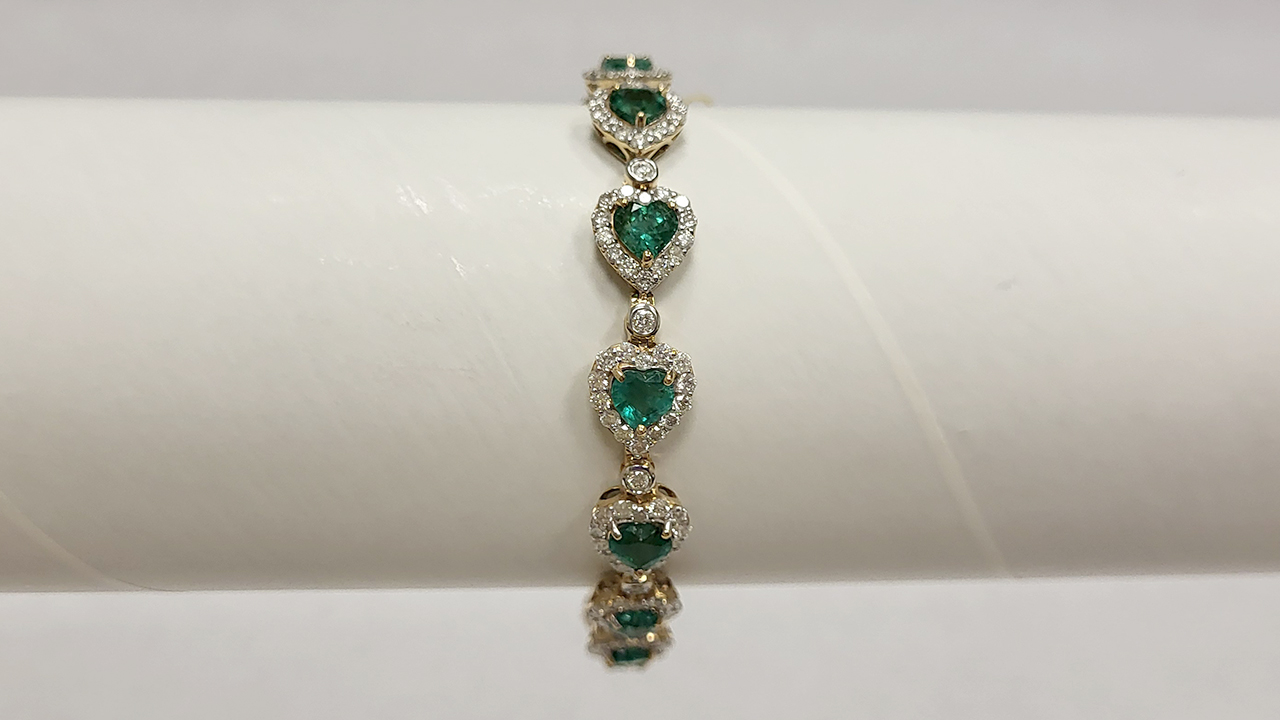 3rd Image of a N/A 14K GOLD EMERALD DIAMOND
