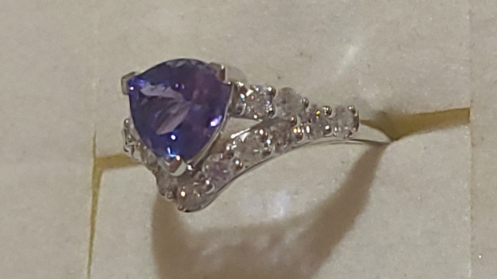 2nd Image of a N/A PLATINUM TANZANITE DIAMOND