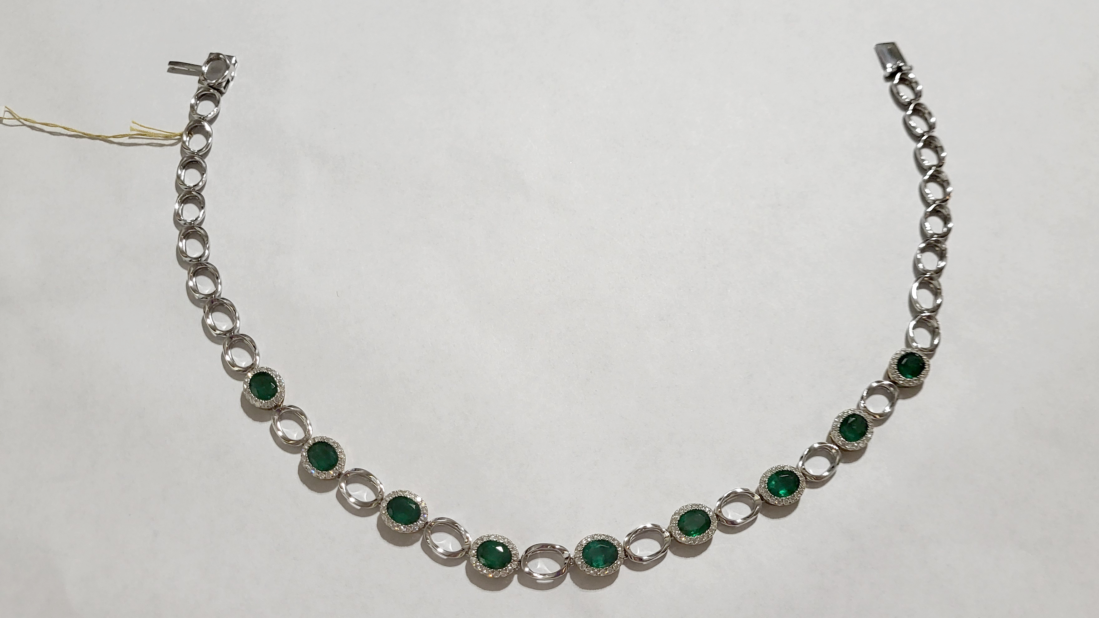 2nd Image of a N/A EMERALD BERYL DIAMOND