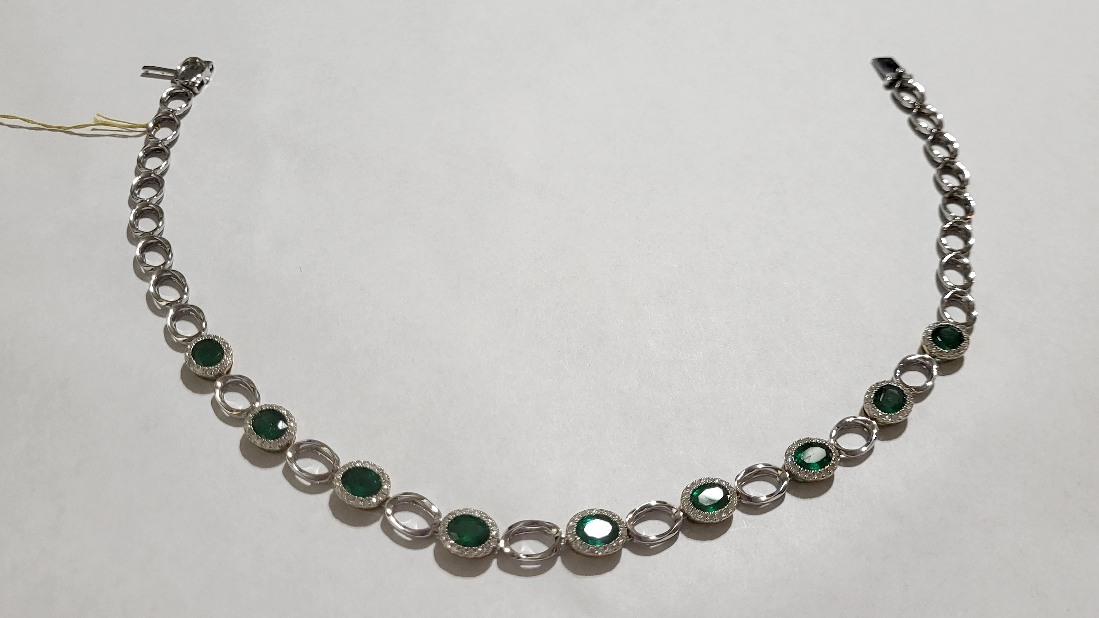 4th Image of a N/A EMERALD BERYL DIAMOND
