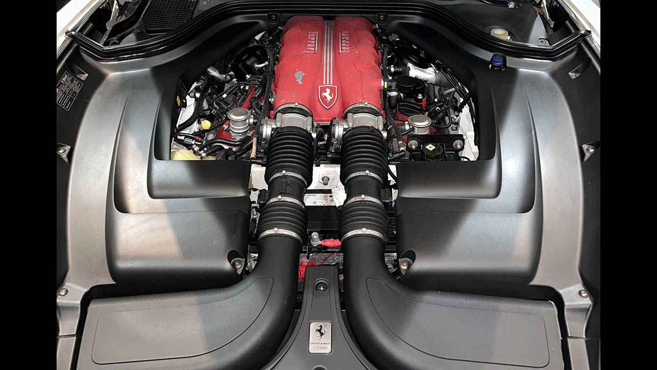 11th Image of a 2010 FERRARI CALIFORNIA USA SPYDER