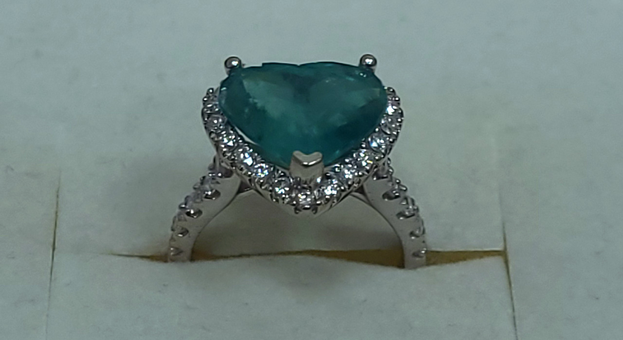3rd Image of a N/A 14K WHITE GOLD NATURAL EMERALD BERYL AND DIAMOND