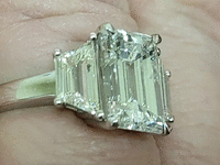 Image 7 of 8 of a N/A 18 K WHITE GOLD DIAMOND