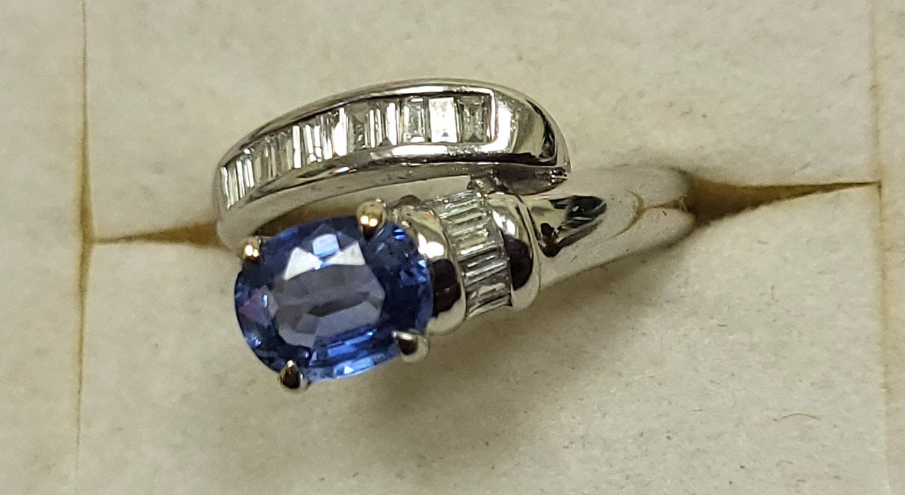1st Image of a N/A PLATINUM SAPPHIRE AND DIAMOND