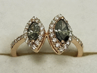 Image 3 of 7 of a N/A 18K GOLD GREEN AND WHITE DIAMOND