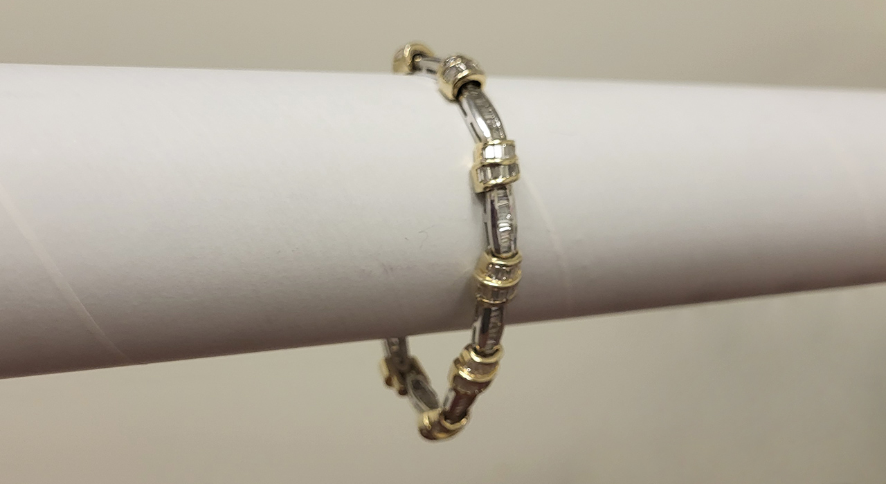 4th Image of a N/A 14K WHT YLLW GOLD DIAMOND