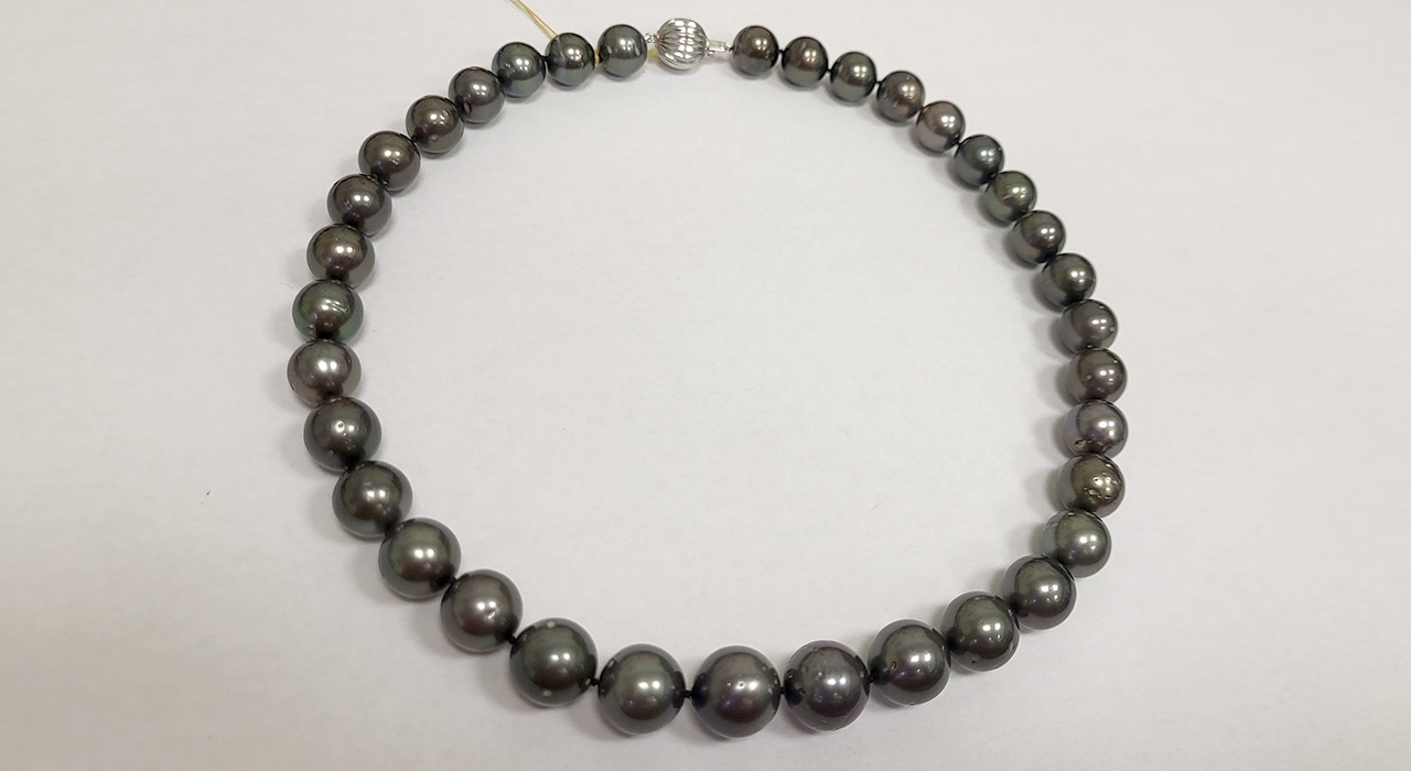 3rd Image of a N/A 14K WHITE GOLD CULTURED SOUTH SEA PEARL