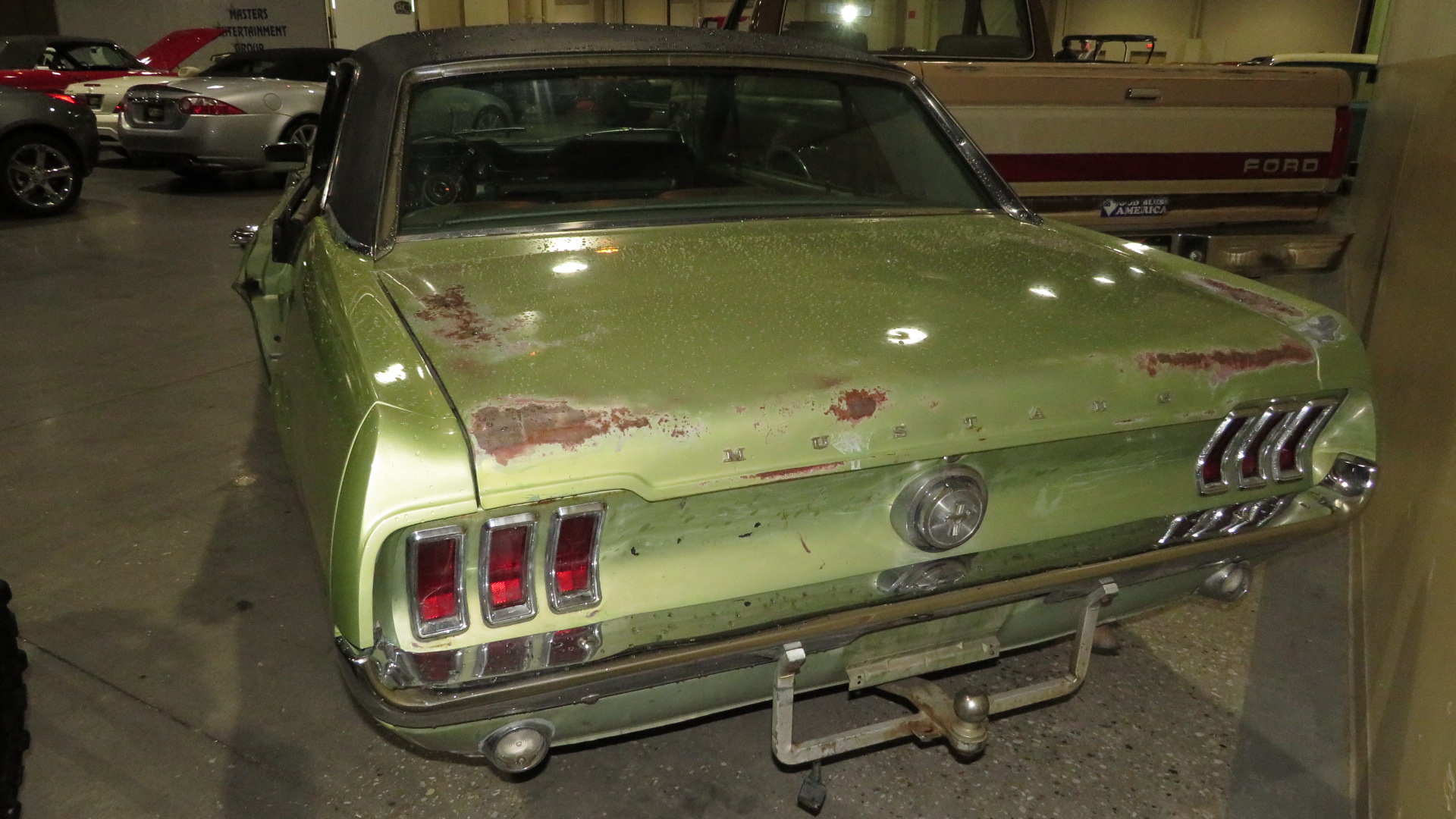 3rd Image of a 1967 FORD MUSTANG